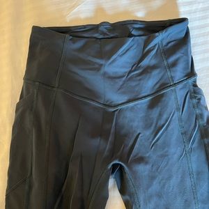Lululemon Cropped High Waisted Leggings - Size 4